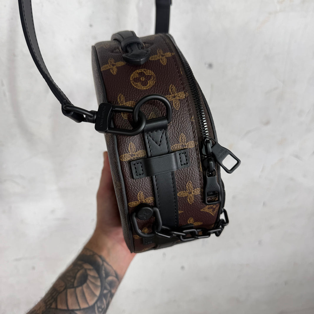Louis Vuitton Monogram N7 Wheel Bag