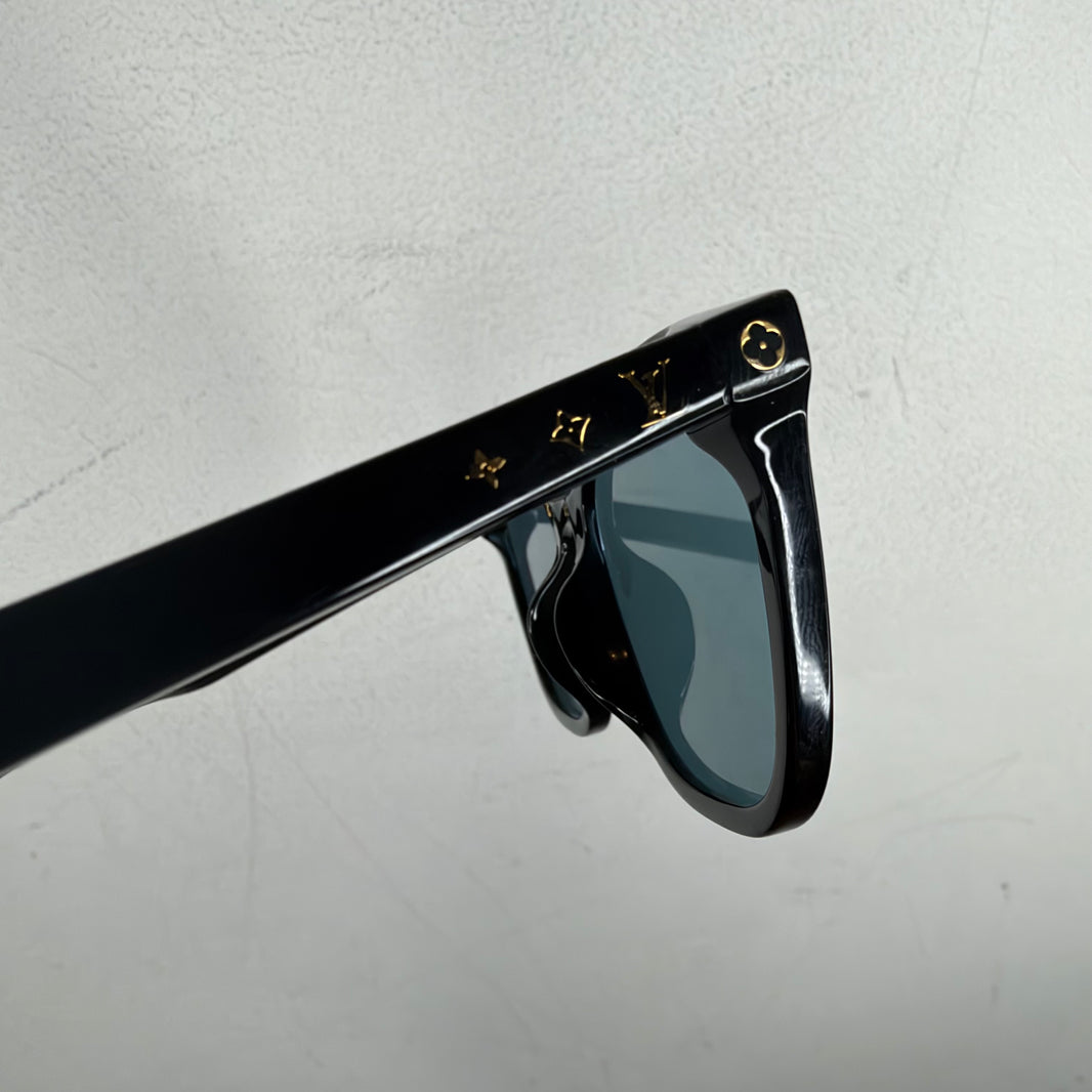 Louis Vuitton Z2151U Sunglasses