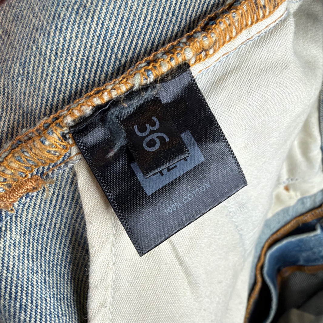424 Straight Blue Jeans