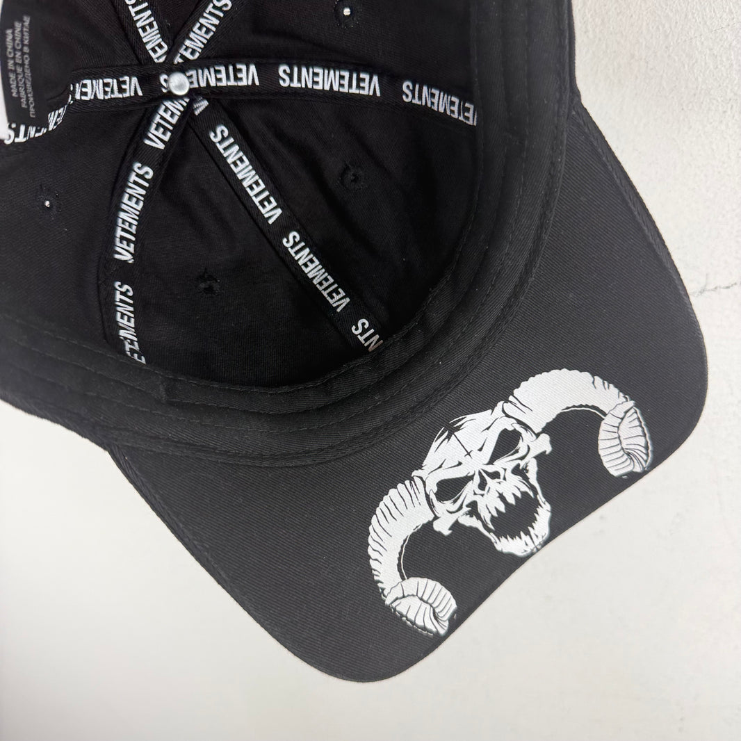 Vetements Metal Logo Hat