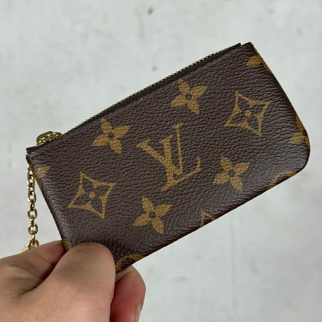 Louis Vuitton Monogram Chain Pouch