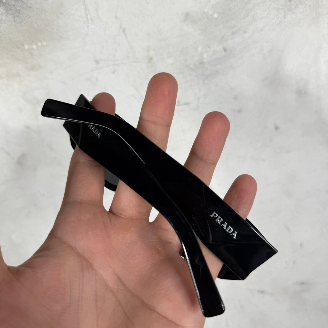 Prada SPRB19 Sunglasses