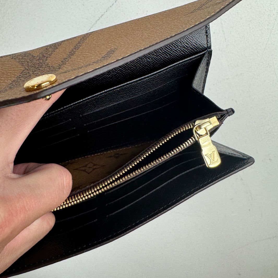 Louis Vuitton Monogram Snap Clutch Wallet
