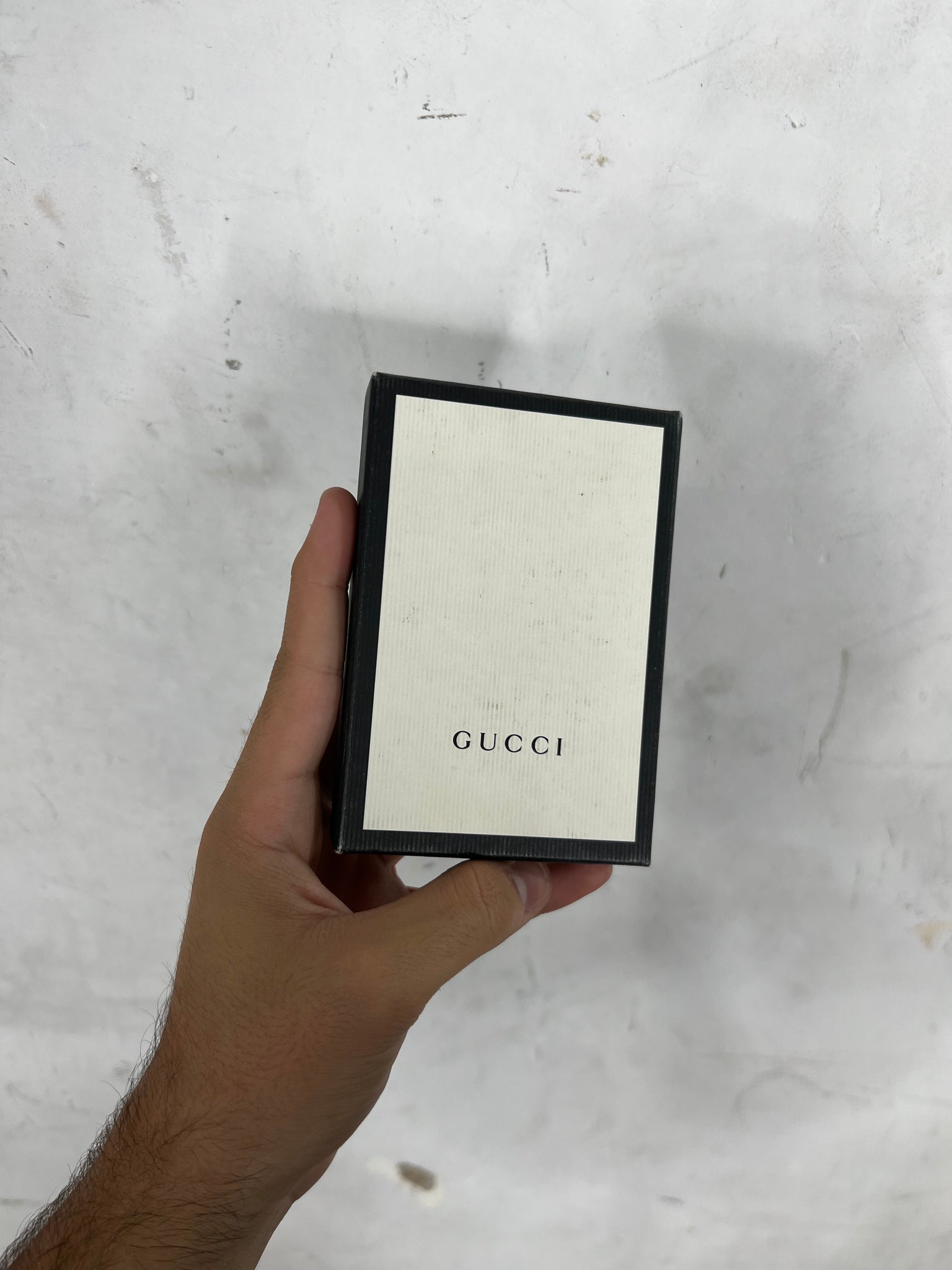 Gucci Monogram Clip Card Holder