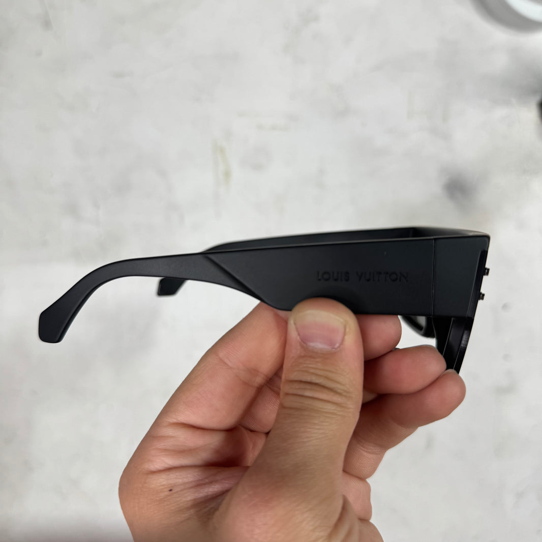 Louis Vuitton Waimea Monogram Sunglasses