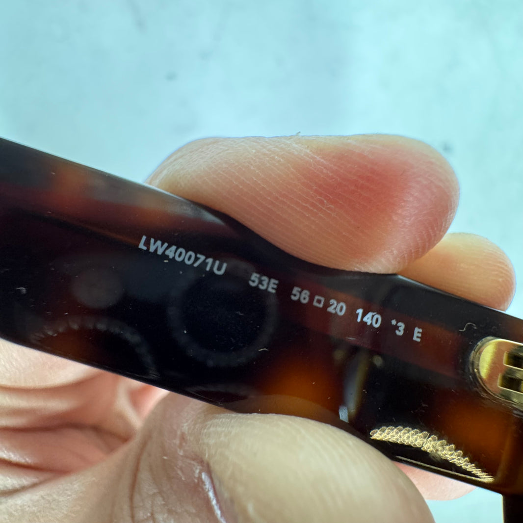 Loewe LW40071U Sunglasses