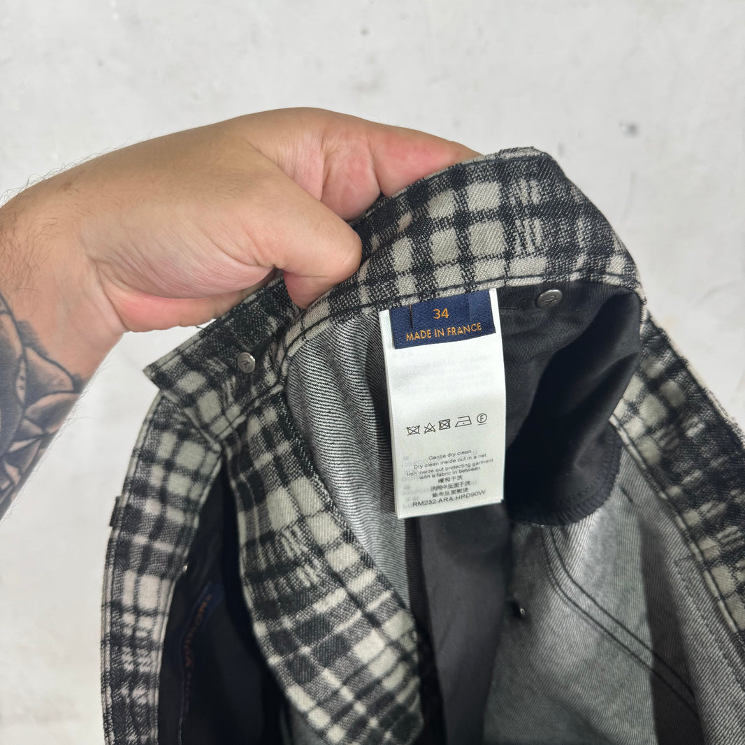 Louis Vuitton Plaid Type Logo Shorts