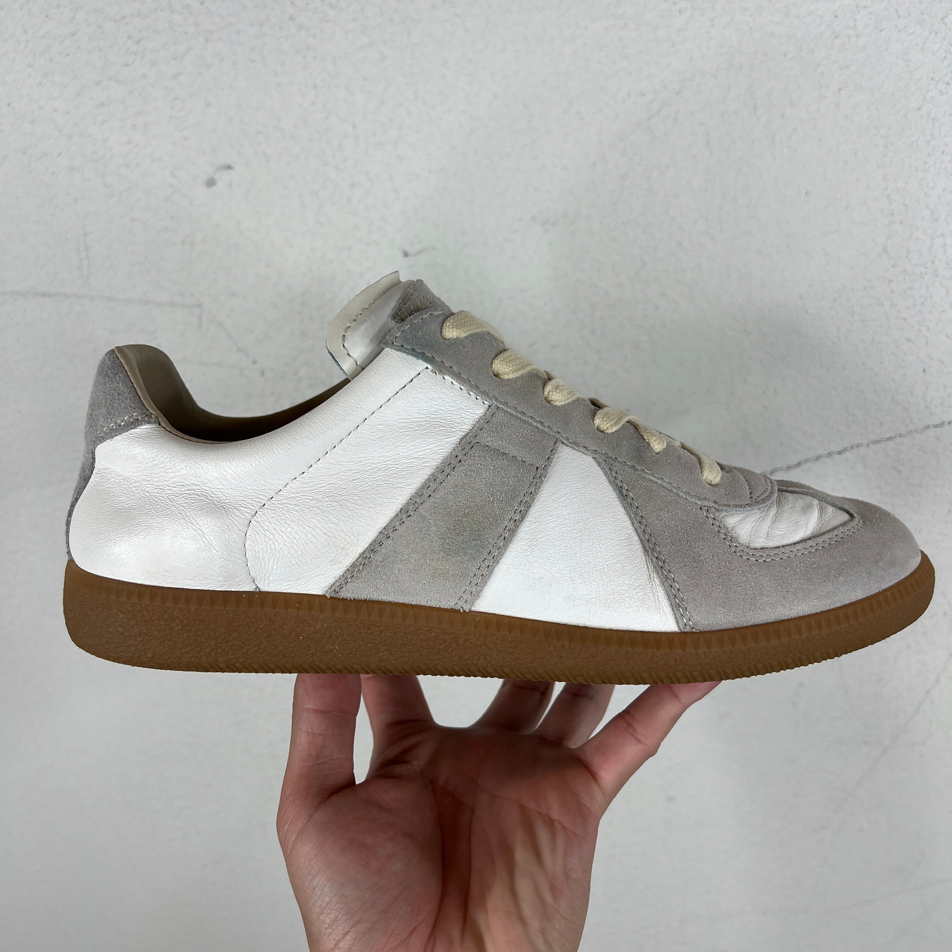 Maison Margiela スニーカー 本革 スエード 白 Replica sneakes Maison Margiela スニーカー 本革 スエード 白 Replica sneakes
