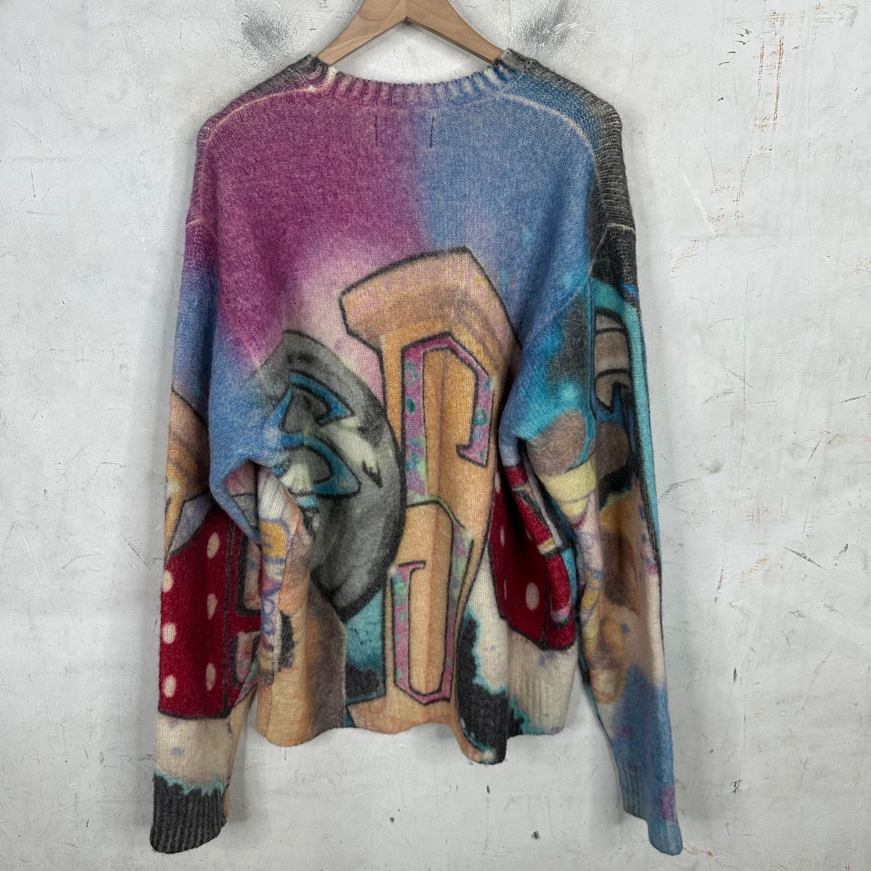 Stussy Goldie Graffiti Sweater – www.Lukes.store Stussy Goldie Graffiti Sweater – www.Lukes.store