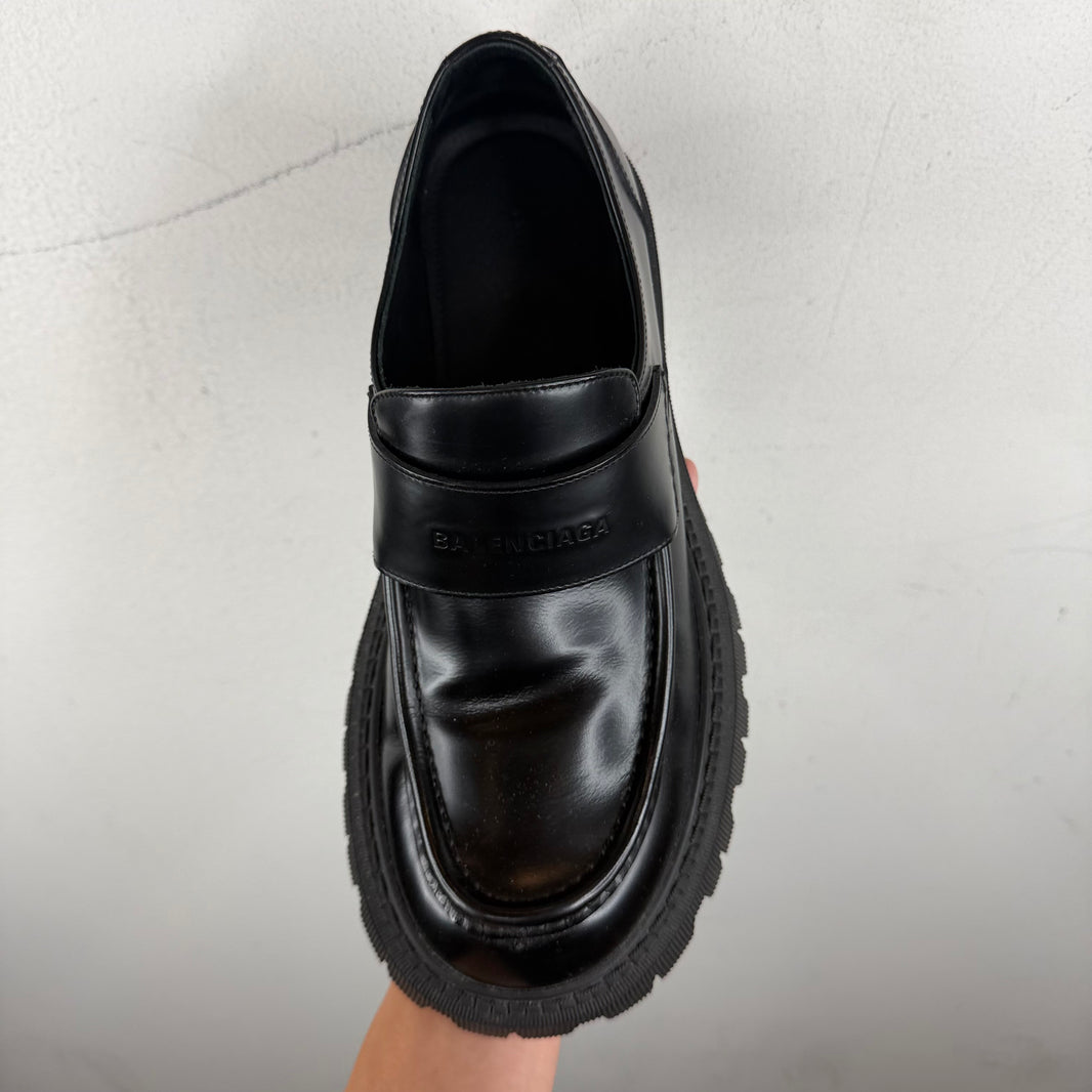 Balenciaga Low Top Tractor Loafer