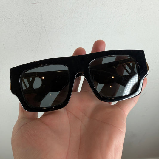 Louis Vuitton Link Sunglasses