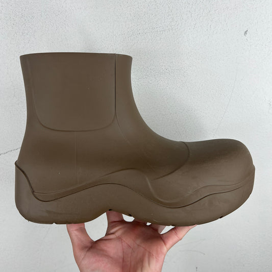 Bottega Veneta Brown Rubber Puddle Boots