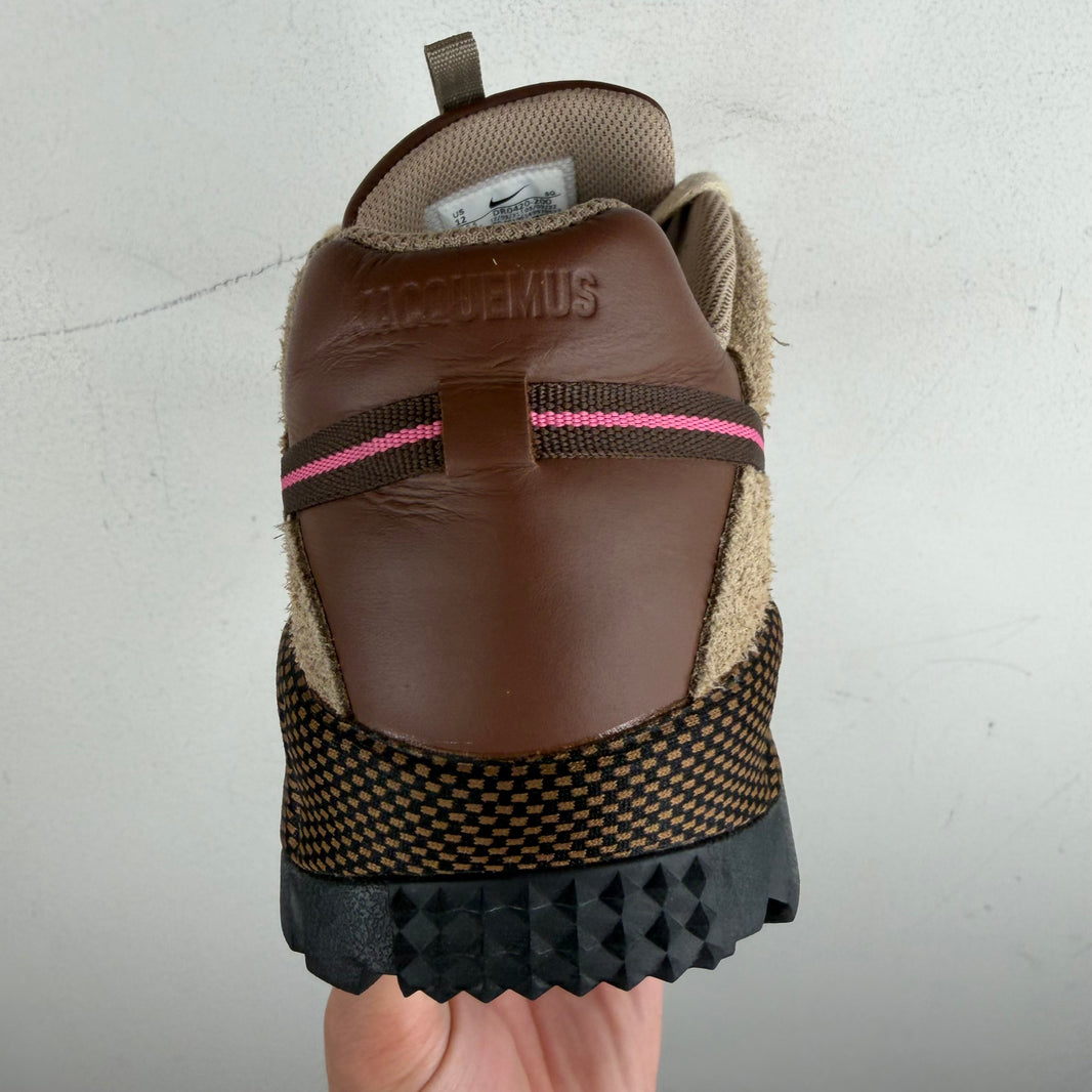 Nike Jacquemus Humara Sneakers