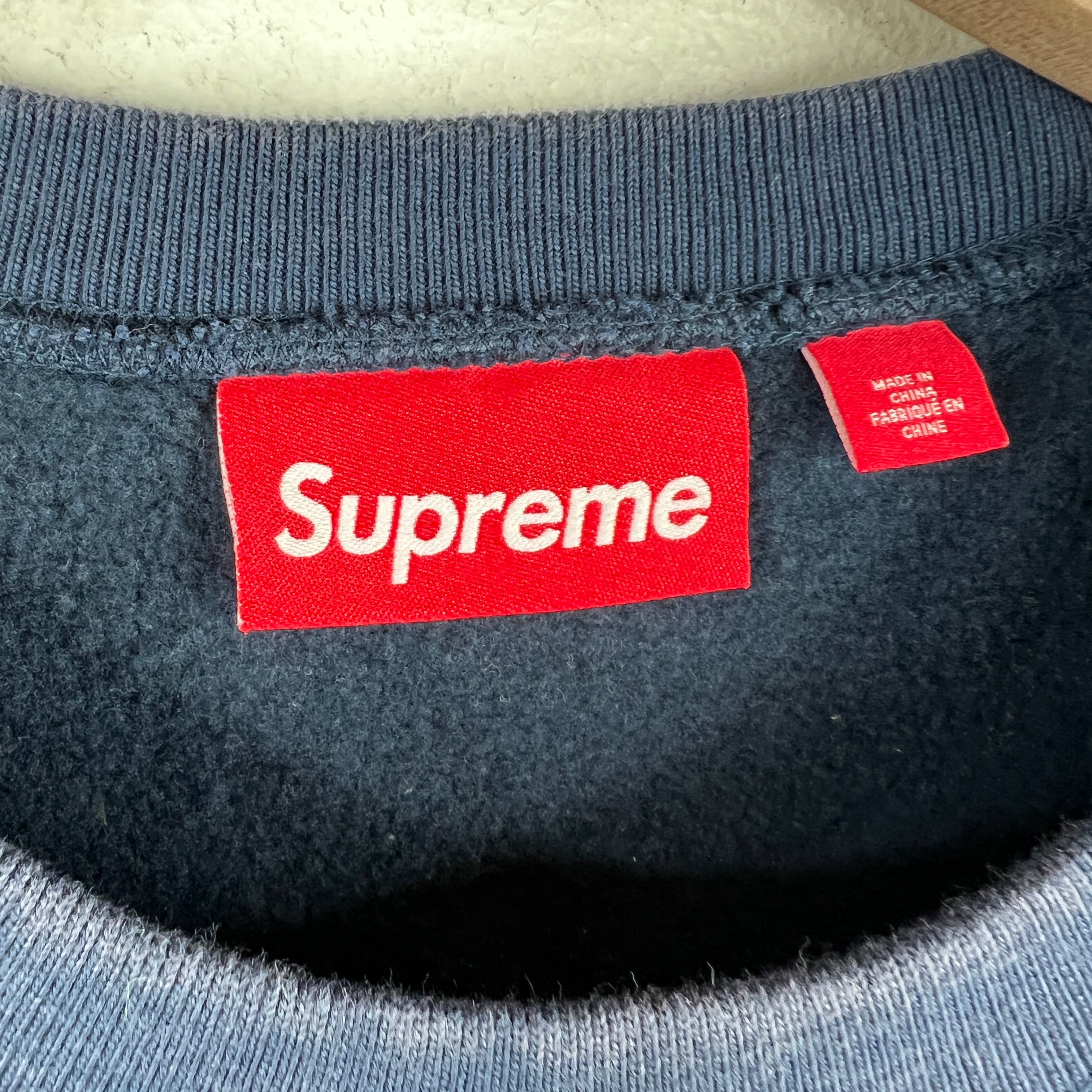 トップス Supreme Washed Box Logo Crewneck Navy L Supreme Navy Washed Box Logo Crewneck – www.Lukes.store