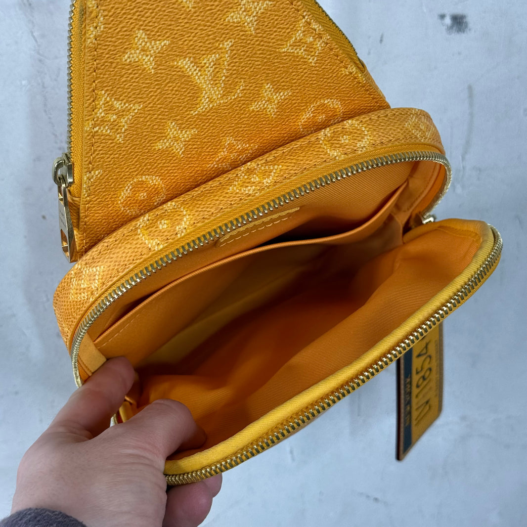 Louis Vuitton NYC Exclusive Avenue Sling Bag