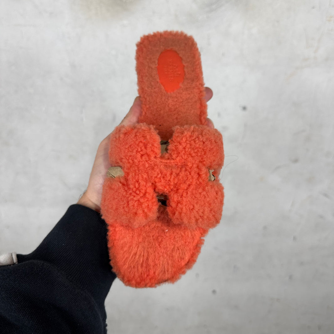 Hermes Fuzzy Oran Sandals