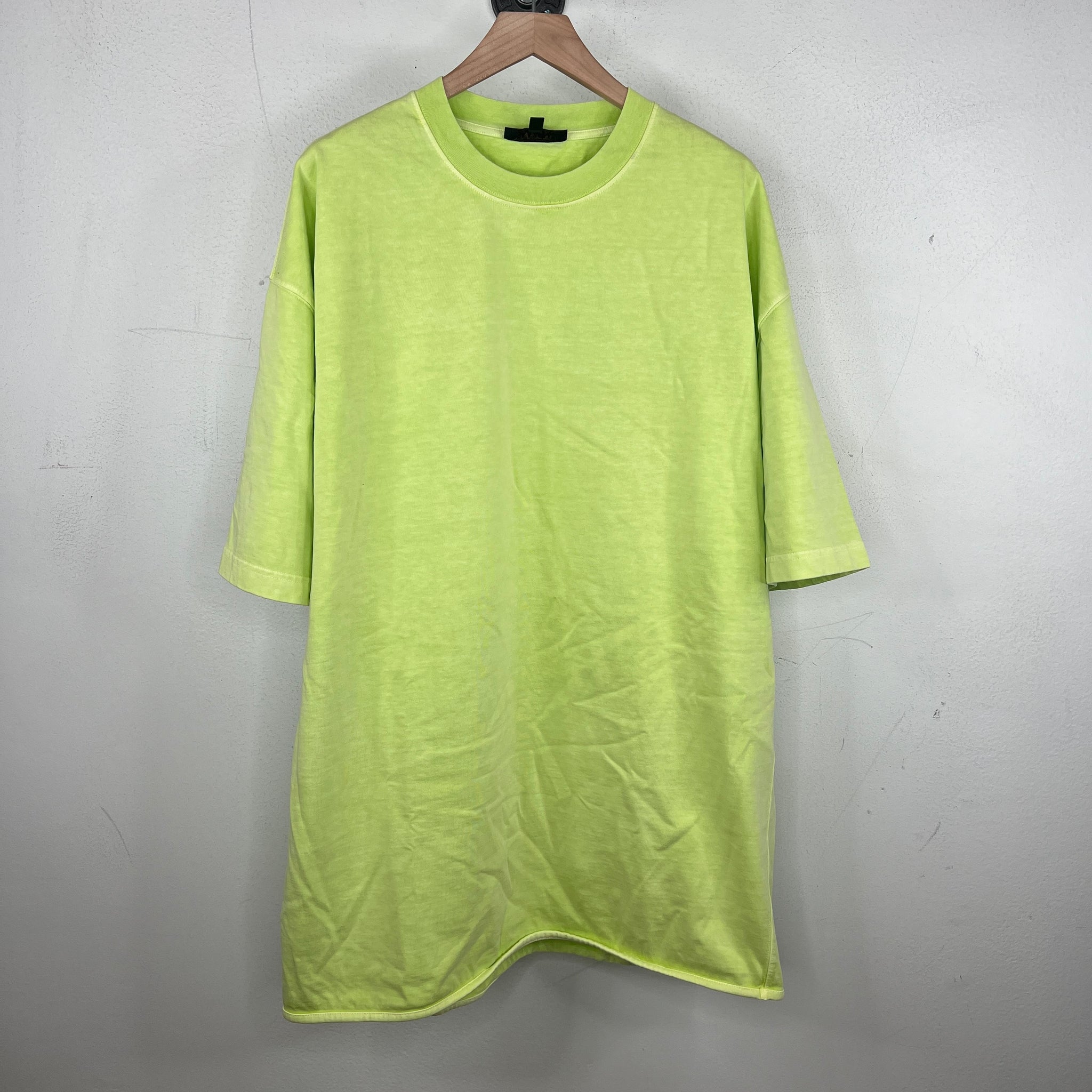 Yeezy neon fashion green shirt