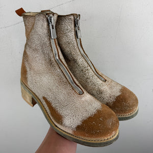 Descriptive image text