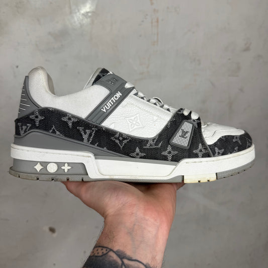 Louis Vuitton Trainer White/ Grey Denim Sneaker