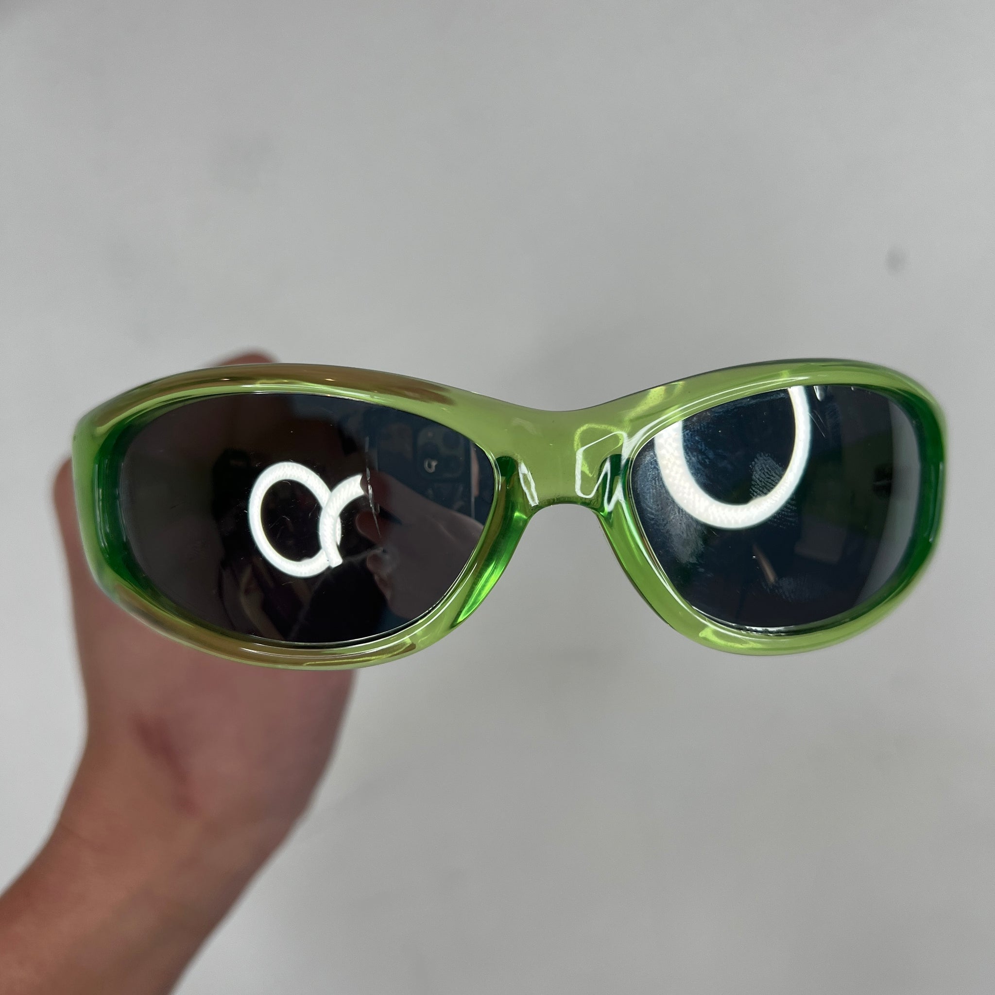 Stussy Neon Green Oval Sunglasses – www.Lukes.store