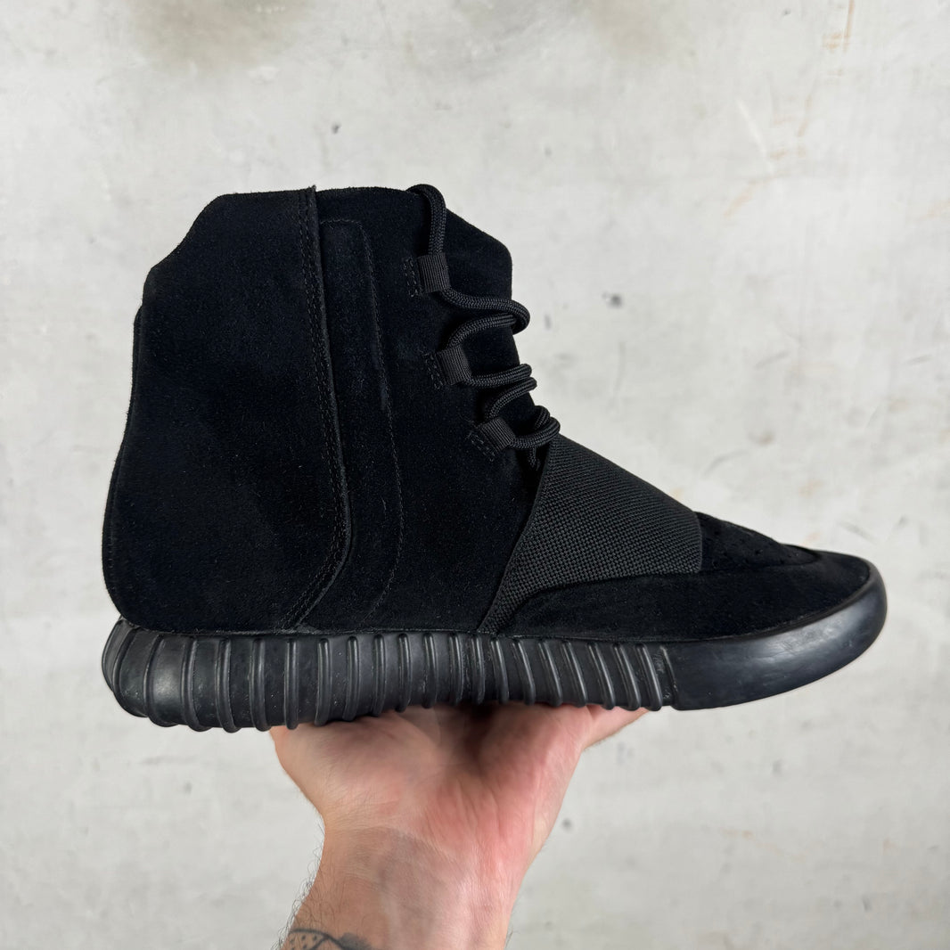 Yeezy Pirate Black 750
