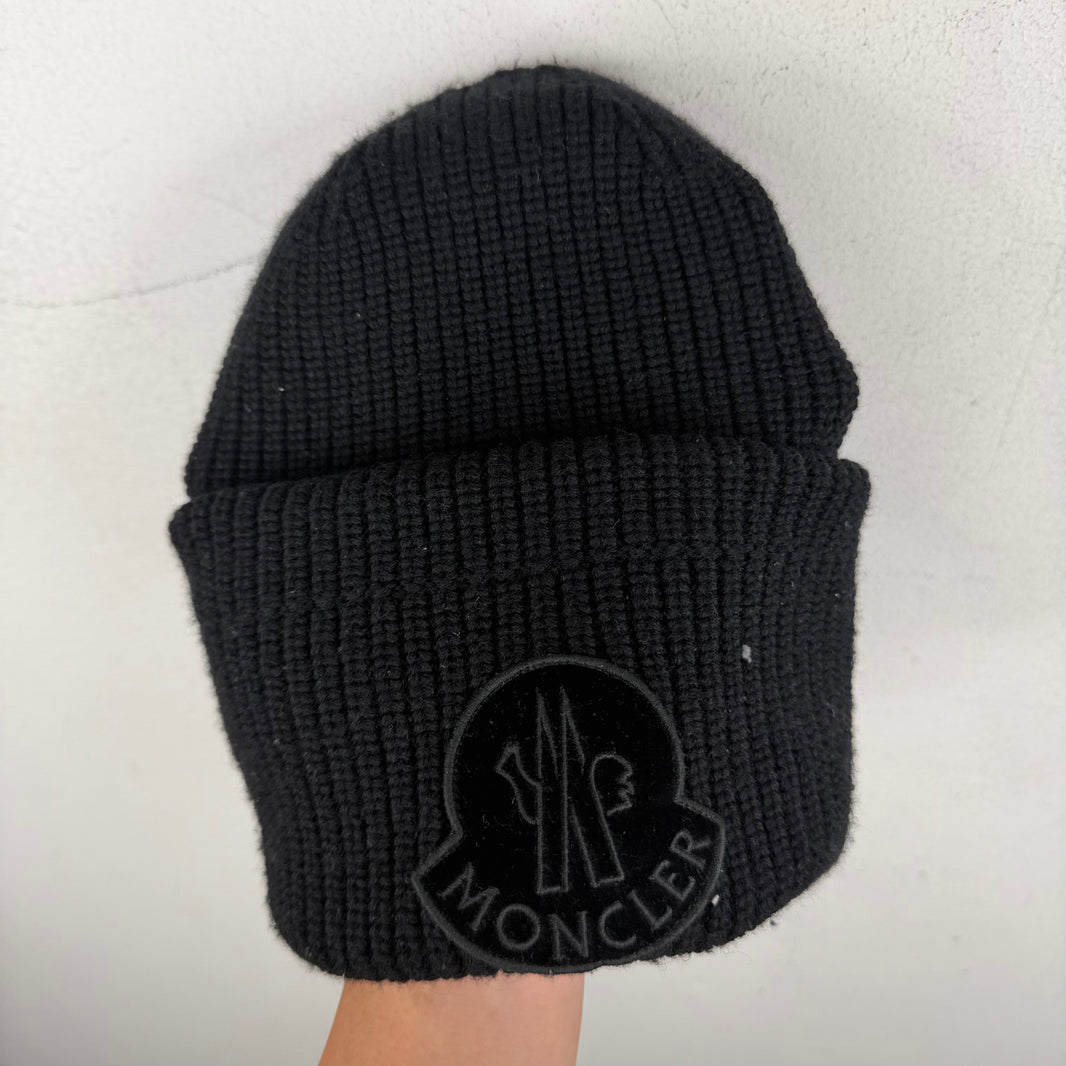 Moncler Black Ribbed Beanie