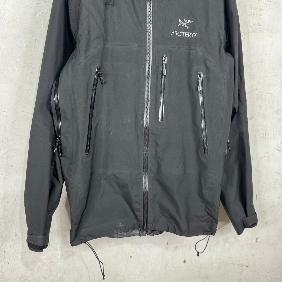 Arc'teryx Black Beta AR Jacket