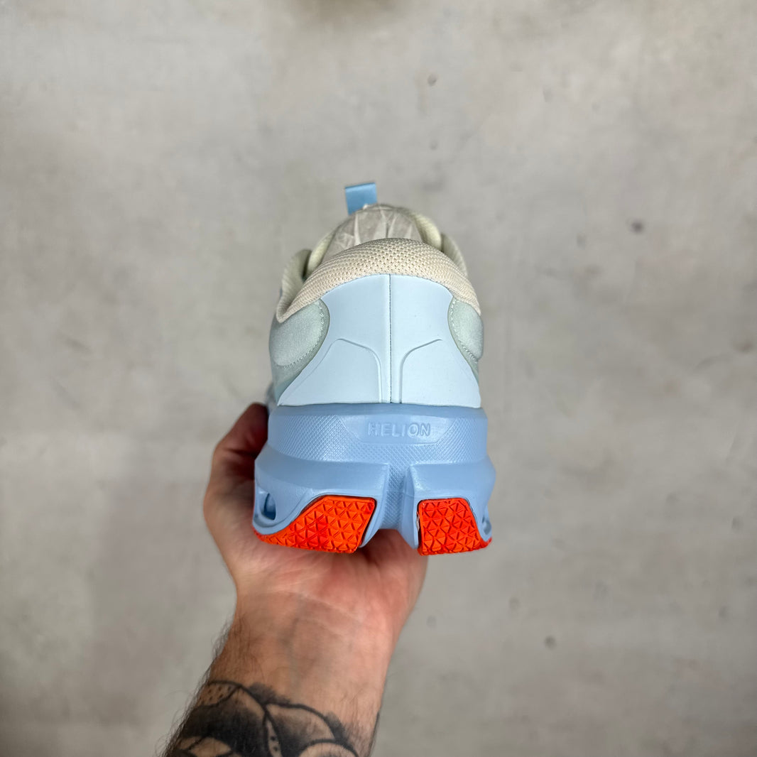 Loewe x On Blue Cloudventure