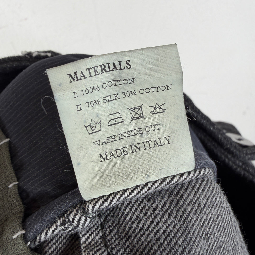 Layer0 Keychain Jeans