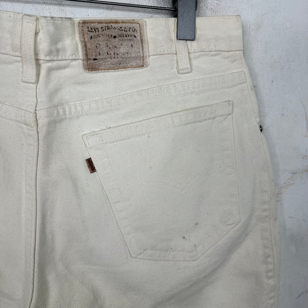 Vintage Levi’s Signature White Denim Shorts