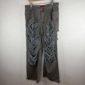 424 Big Daddy Distressed Gray Jeans