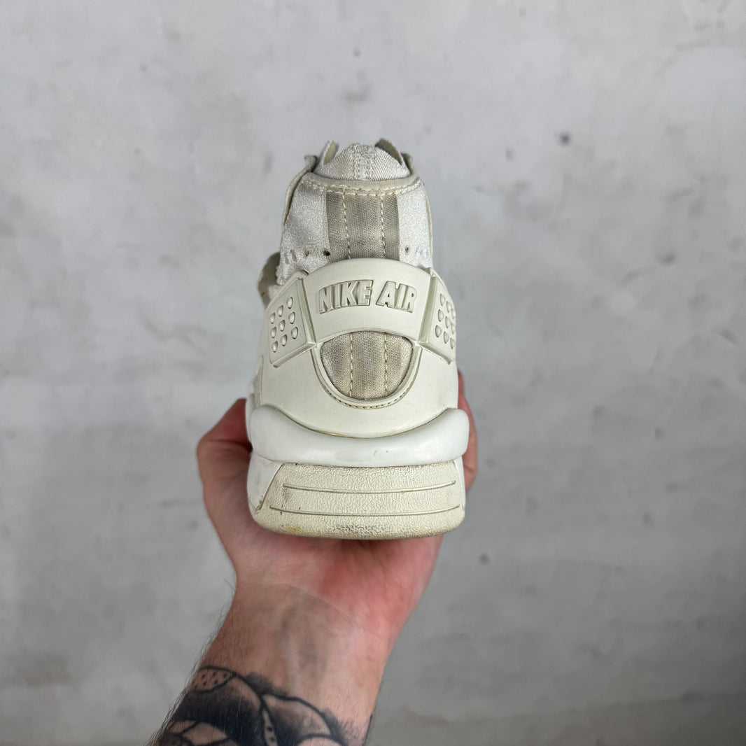 Nike x CDG White Mowabbs