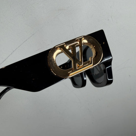 Louis Vuitton Link Sunglasses