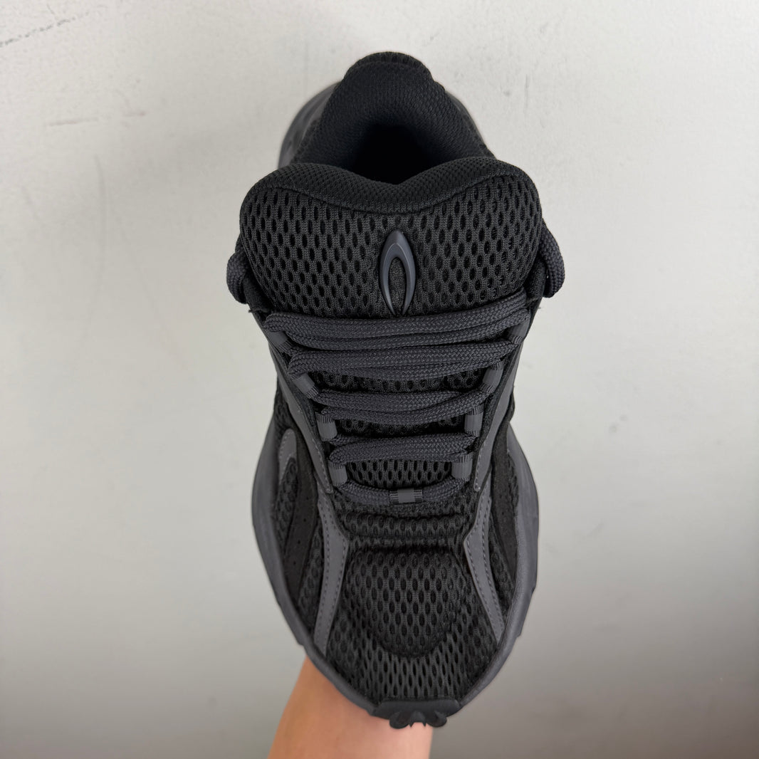 Type Various Black Zero Sneakers