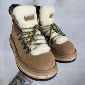 Sacai x Ugg Chestnut Fur Hiking Boot