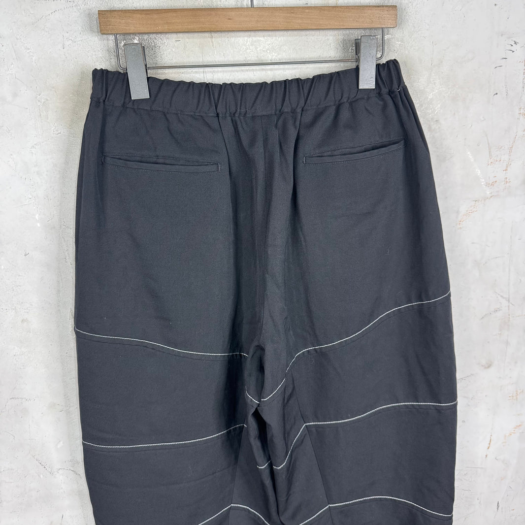 CDG Black Contrast Stitch Ballon Tapered Shorts