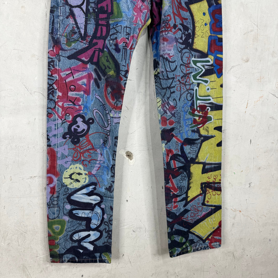 Vetements Slim Graffiti Jeans