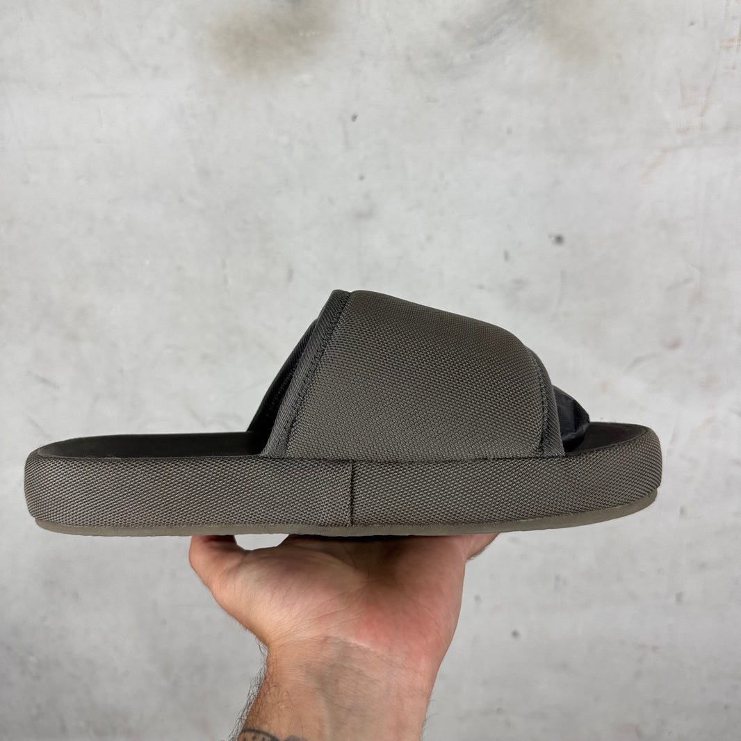 Yeezy Season 6 Nylon Slides
