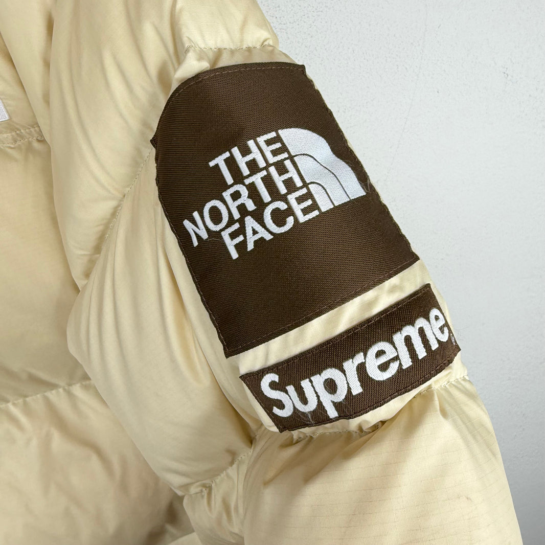 Supreme TNF Split Nupste 700 Jacket