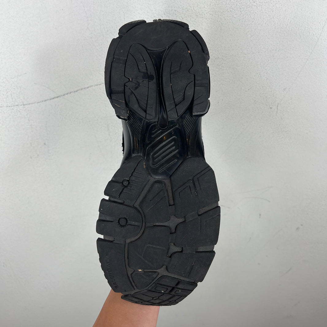 Balenciaga Triple Black Runners