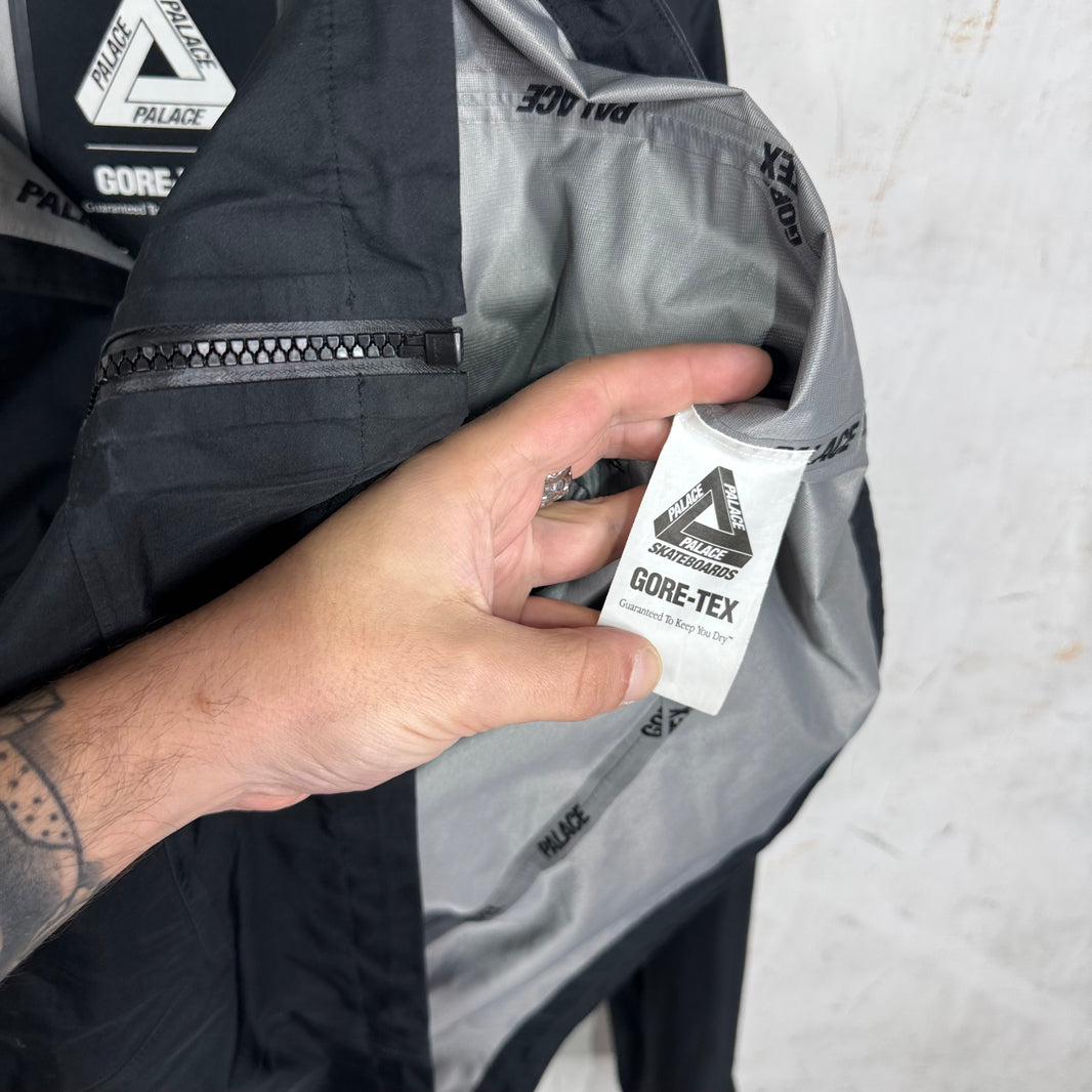 Palace Gore-tex Shell Jacket
