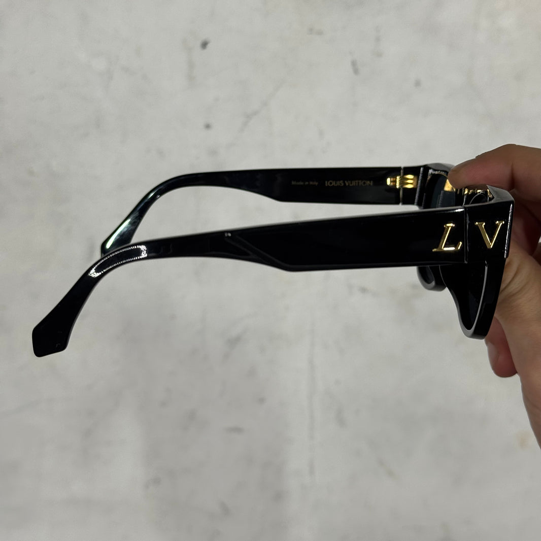Louis Vuitton Z1344W Sunglasses