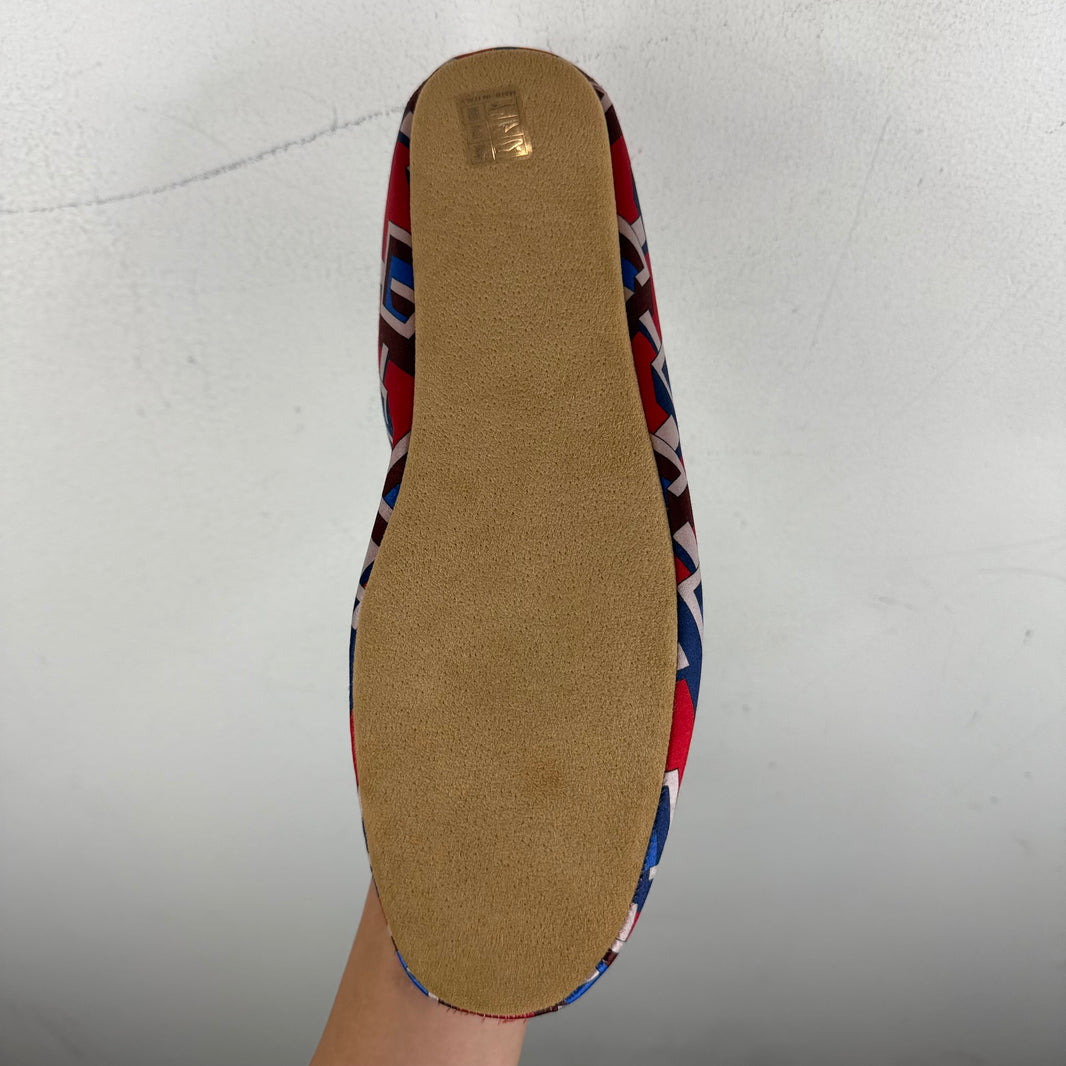 Gucci Voyage Geometric G Slippers