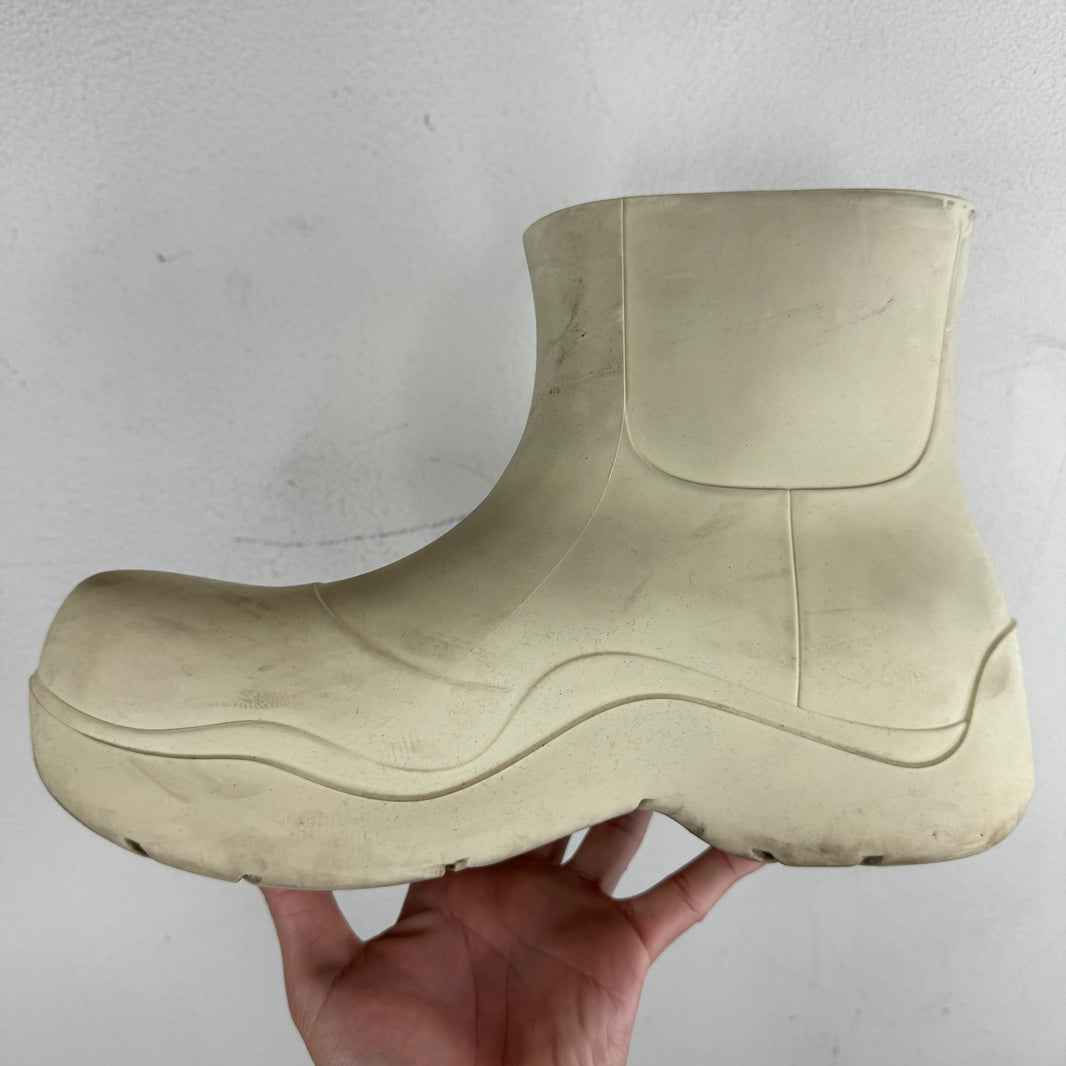 Bottega Veneta White Puddle Boots