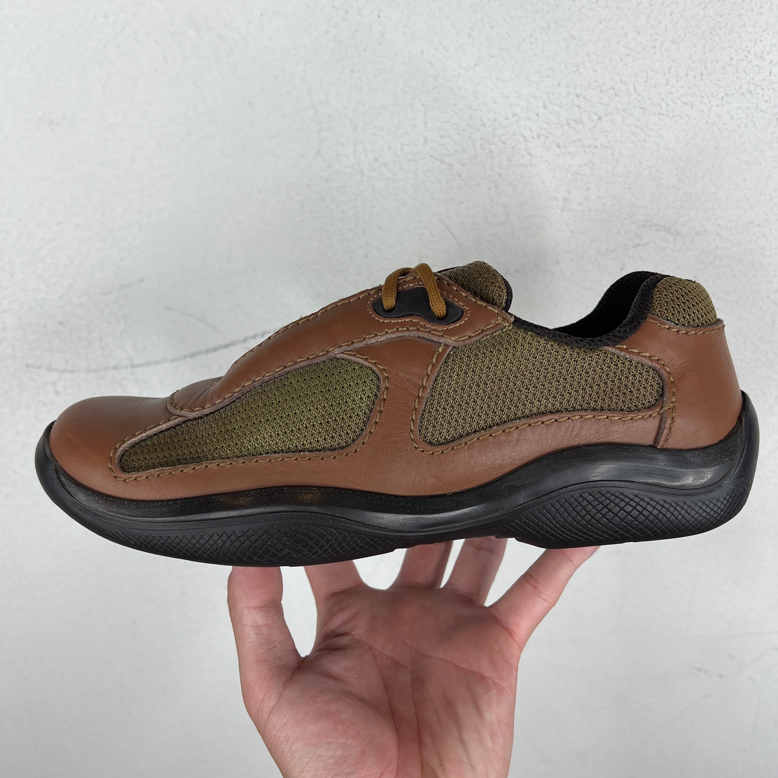 ［大人気！］PRADA スニーカー 1E620NF0453LNWF0009 White Downtown Leather Sneakers | PRADA