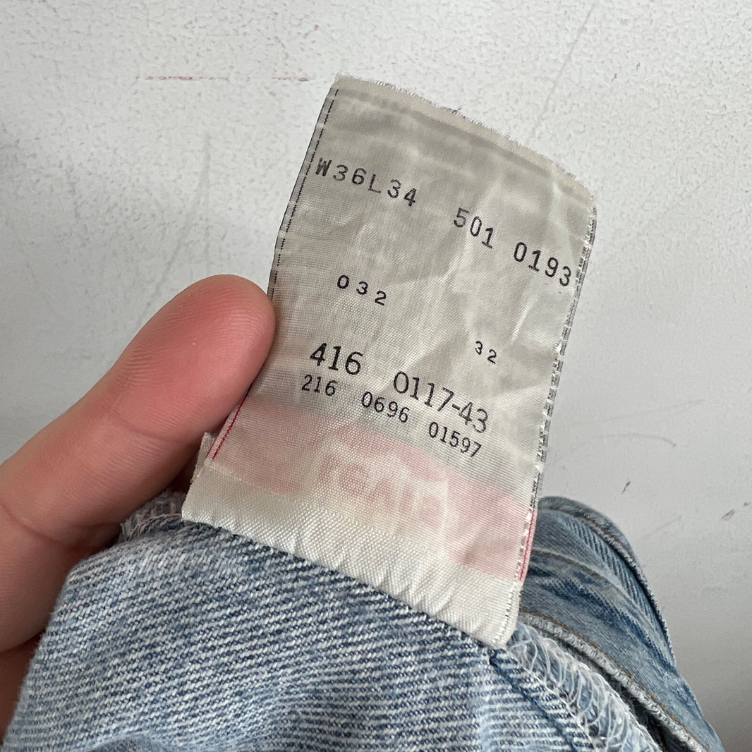 Vintage Levi's 501 Light Wash Denim Jeans