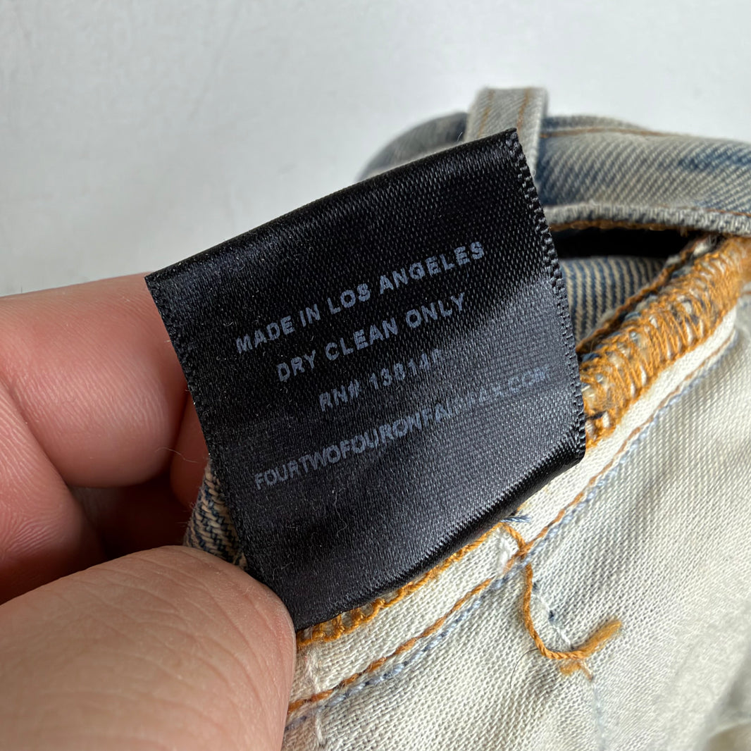 424 Straight Blue Jeans