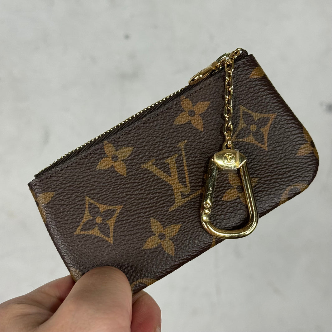 Louis Vuitton Monogram Chain Pouch
