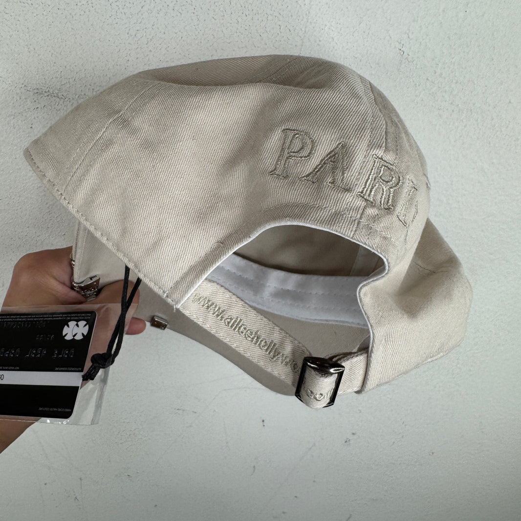 424 Alice Pierced Hat