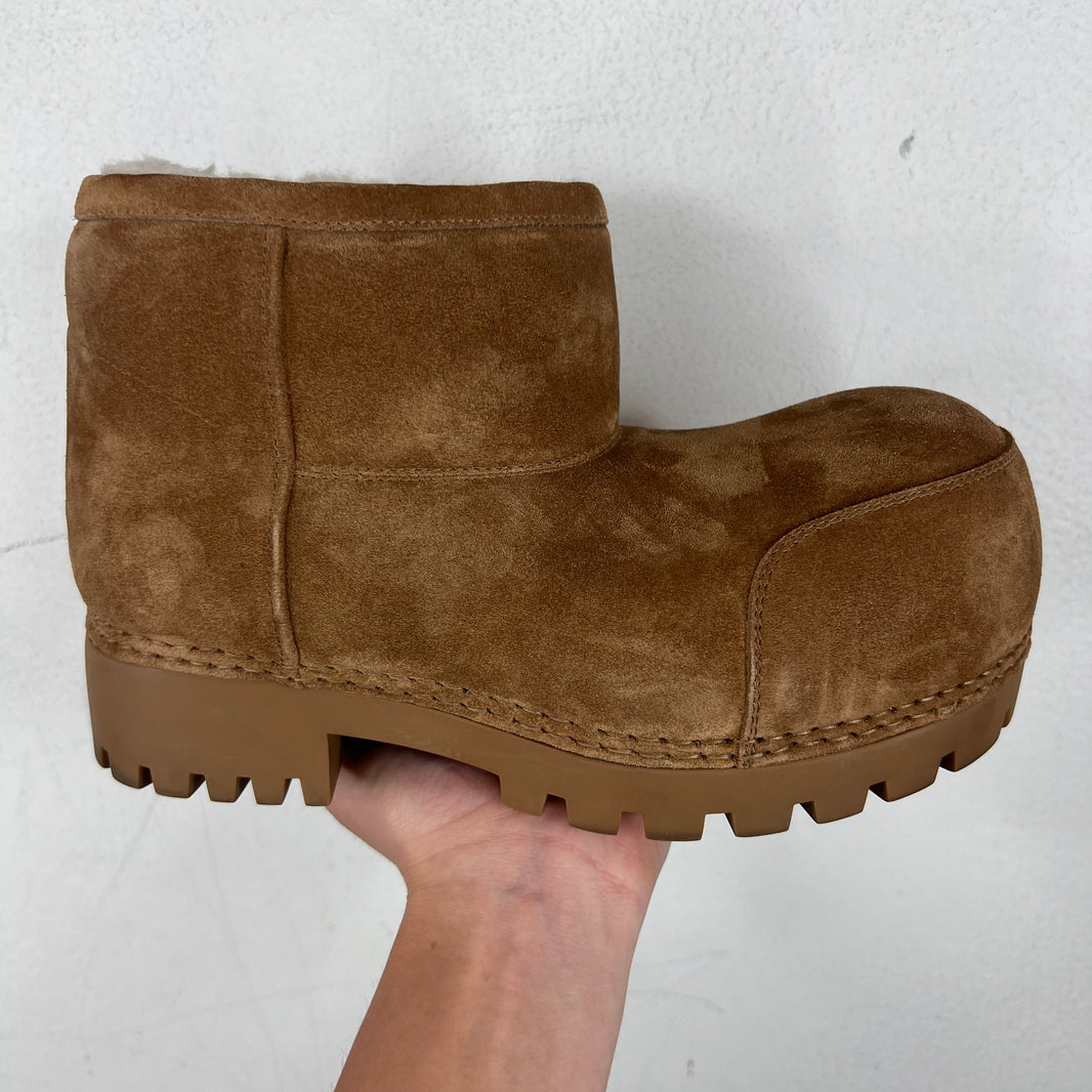 Balenciaga Low Alaska Boots